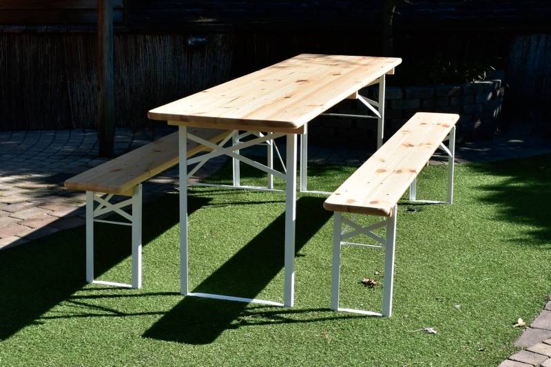 Tables et Bancs de kermesse à la location pour soirée professionnel en région parisienne 