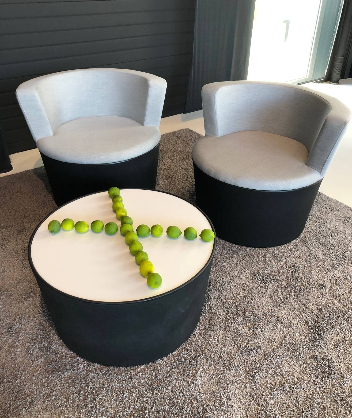 Location de Fauteuil CONIC Noir/Gris