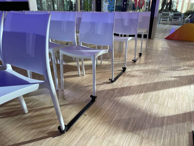 Location de barre inter-rangée Universelle pour chaises pliantes et empilables 