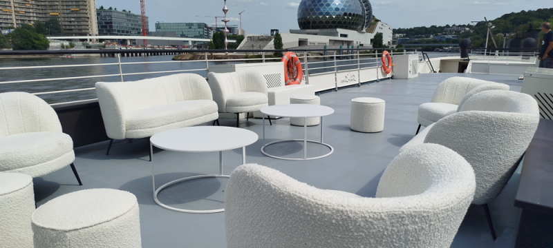 Location de Fauteuil Chamonix bouclette Blanc pour cocktail en Seine-Saint-Denis 93