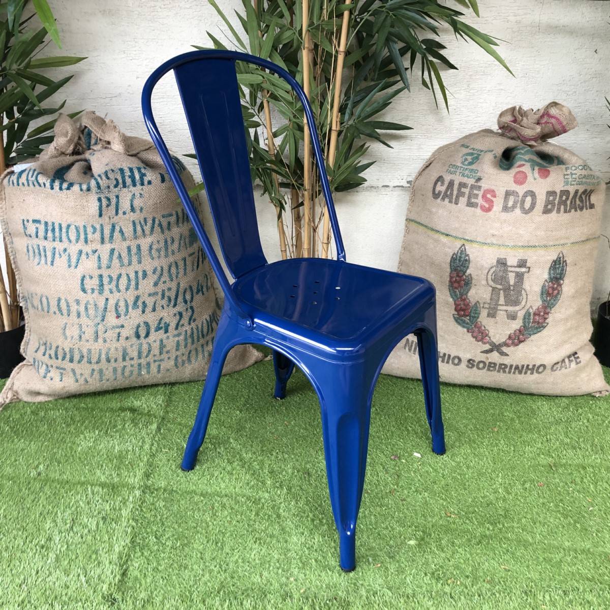 Location de chaise Tolix Bleu Marine