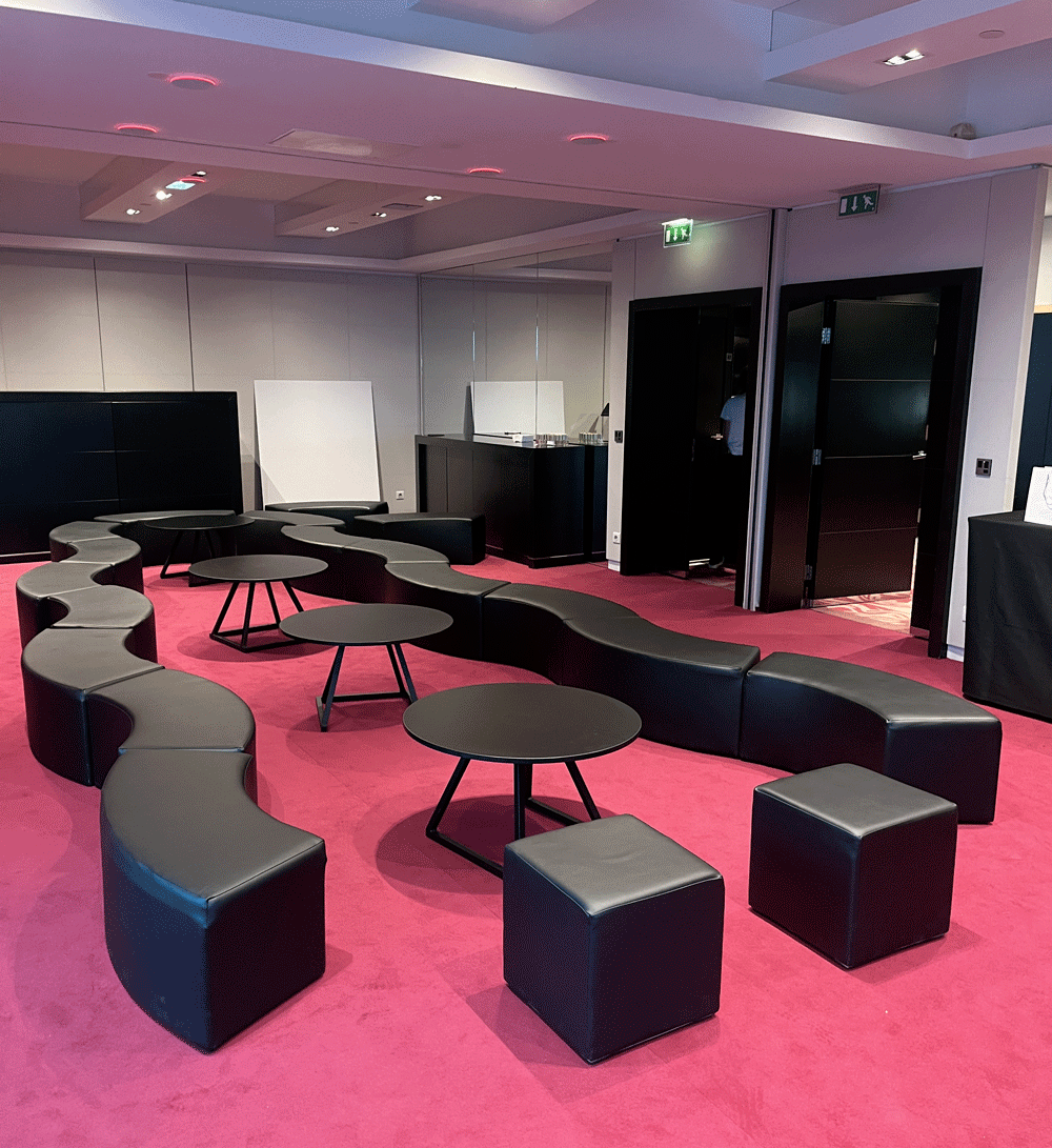 Location de meubles en cuir pour soirée privée en région parisienne