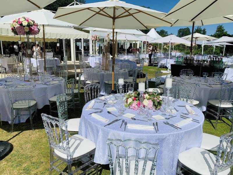 Location livraison agencement et reprise d'assises et tables dans le 75