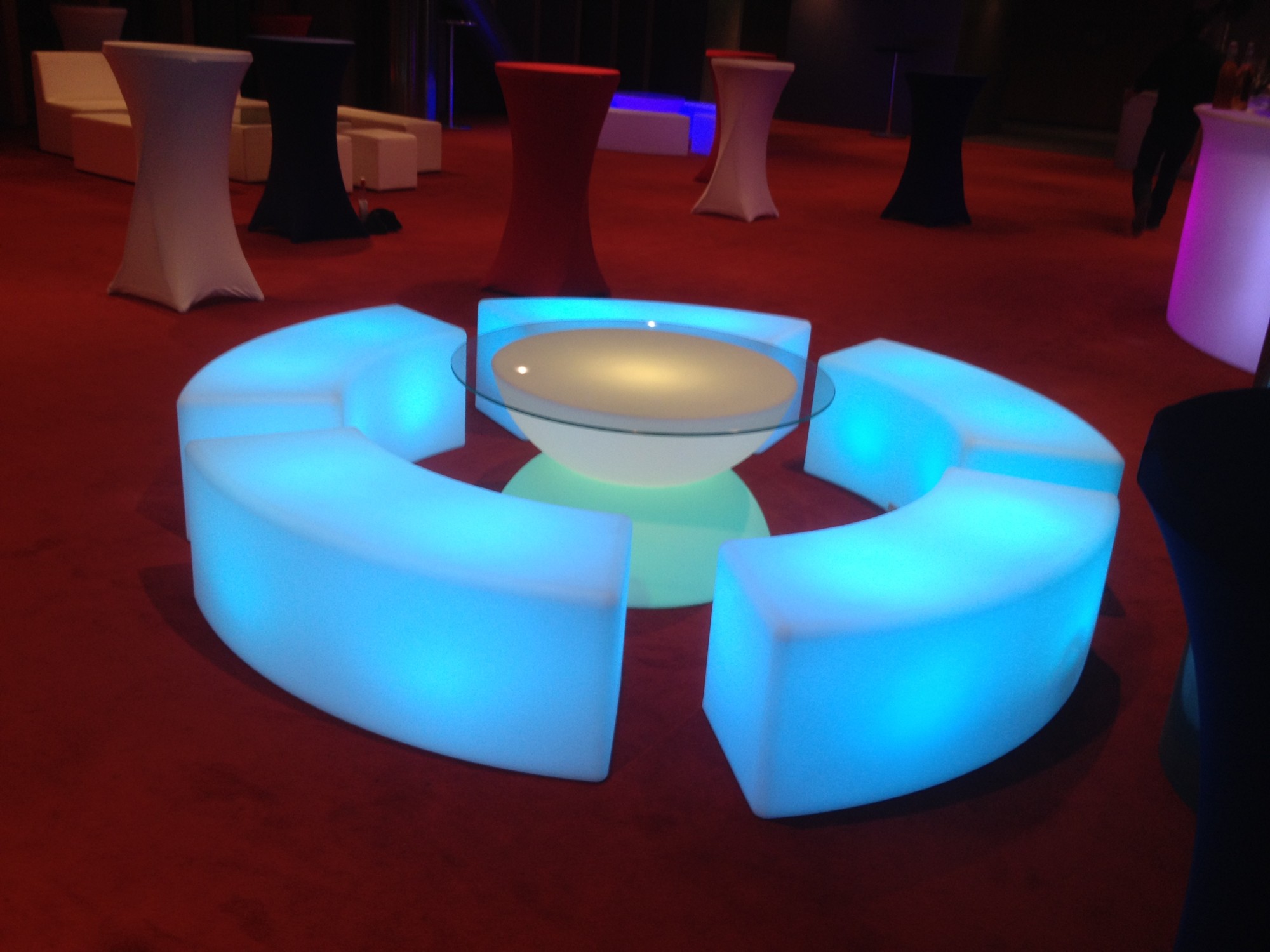 Location de banquette lumineuse en Ile de France