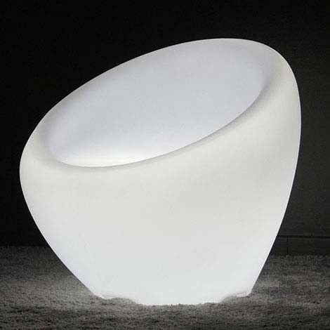 Louer du mobilier lumineux pour une soirée en île de France