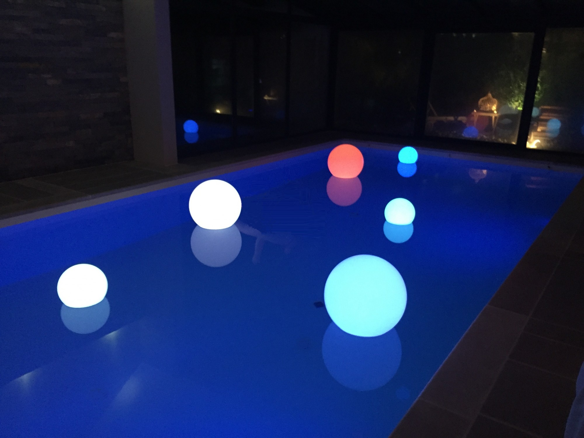 Location de sphère lumineuse dans le Val d'Oise 95