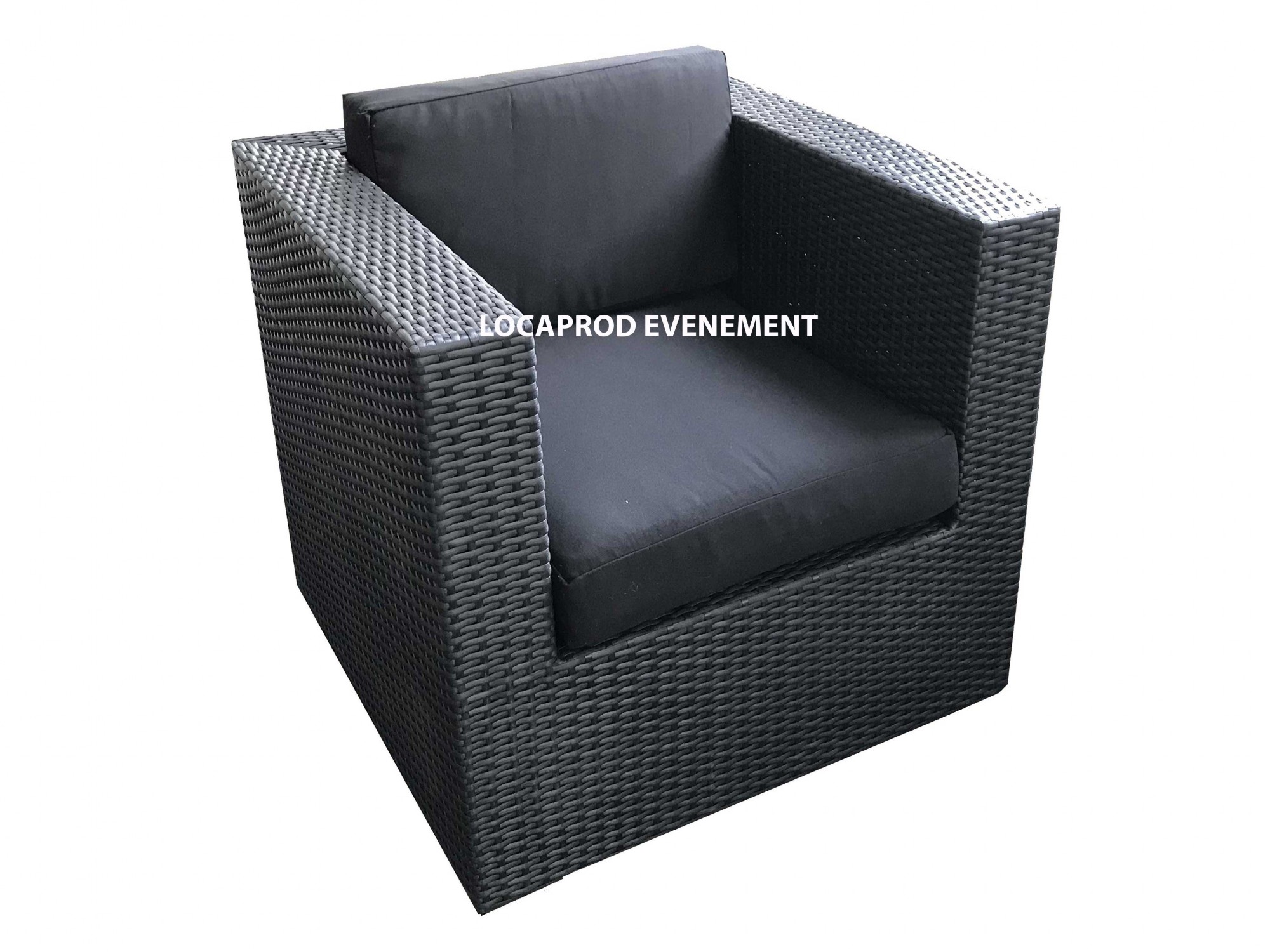 Location de mobilier de jardin pour soirée extérieur en île de France