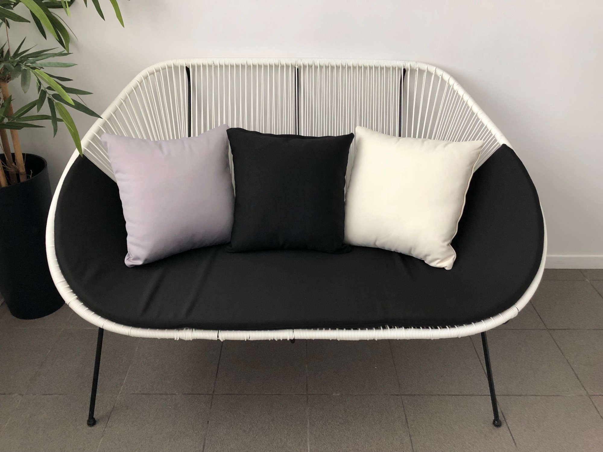 Louer des coussins unis en région parisienne