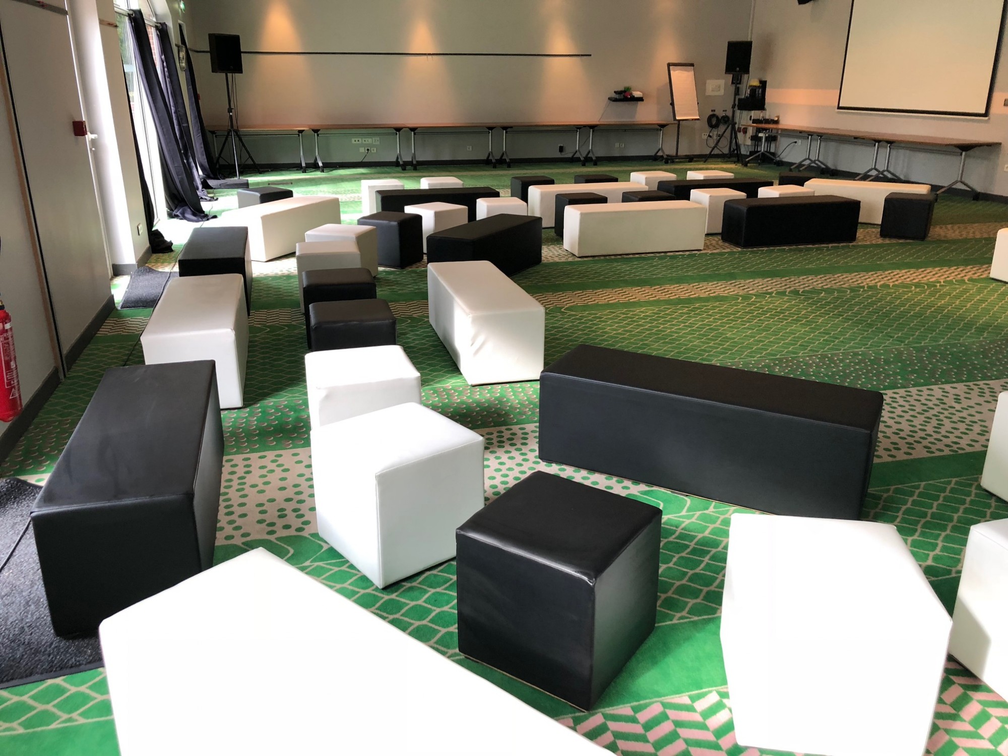 Location de banquette droite noire
