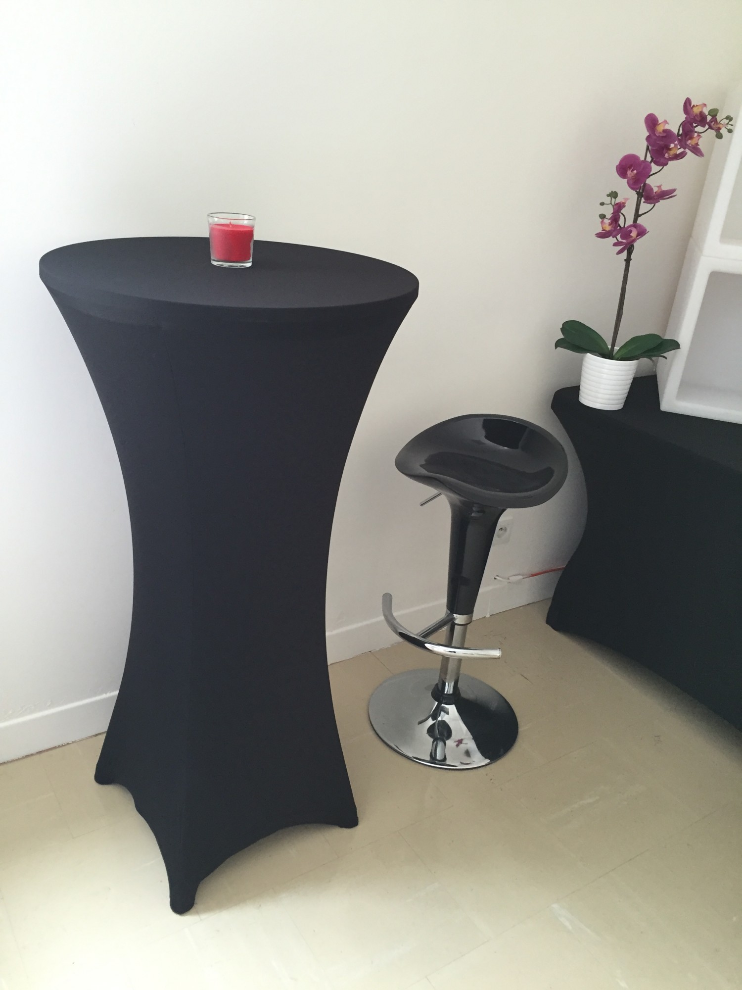 Location de table haute lycra noir en région parisienne
