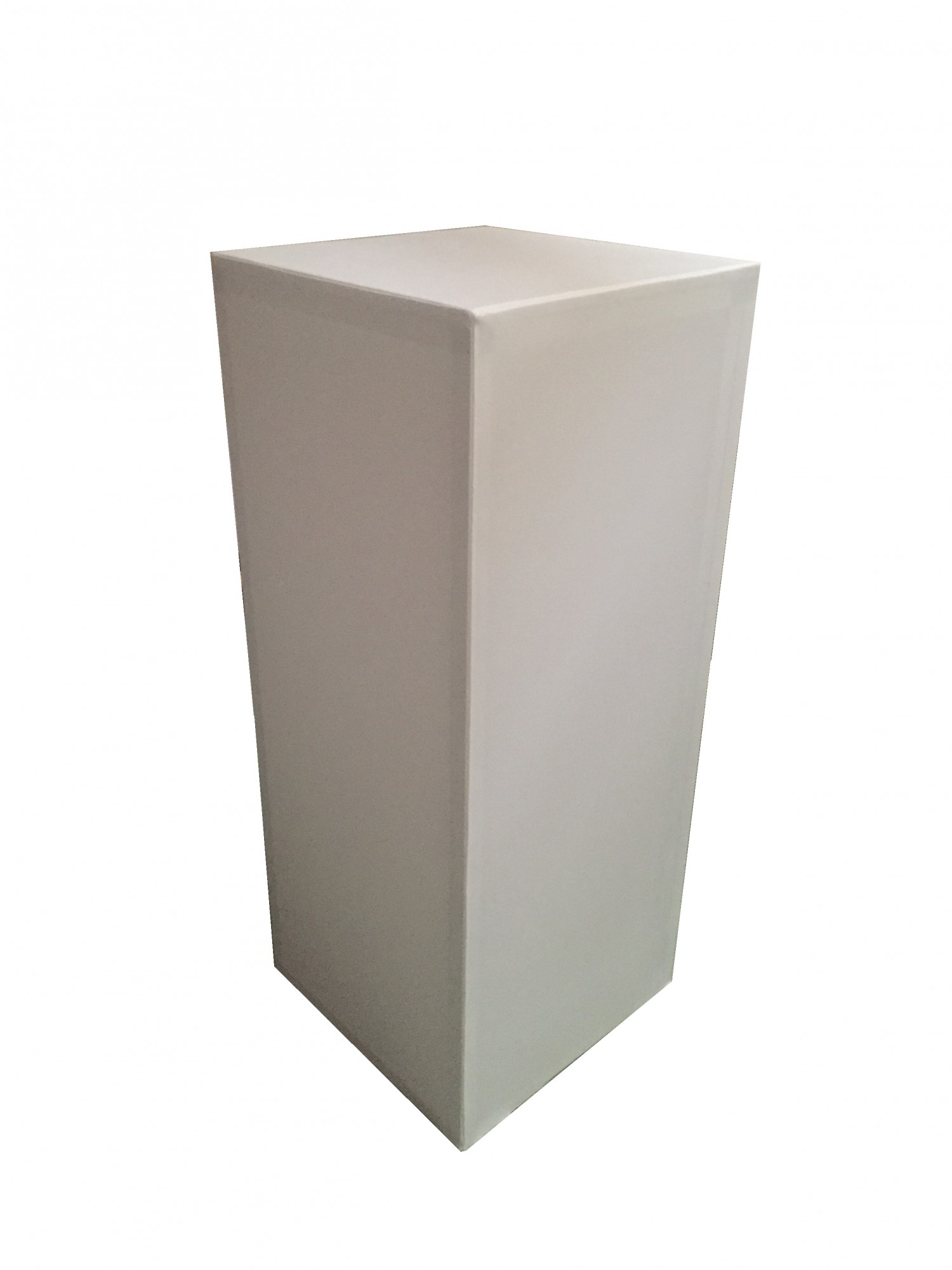 Location de stèle box houssée blanche en région Parisienne