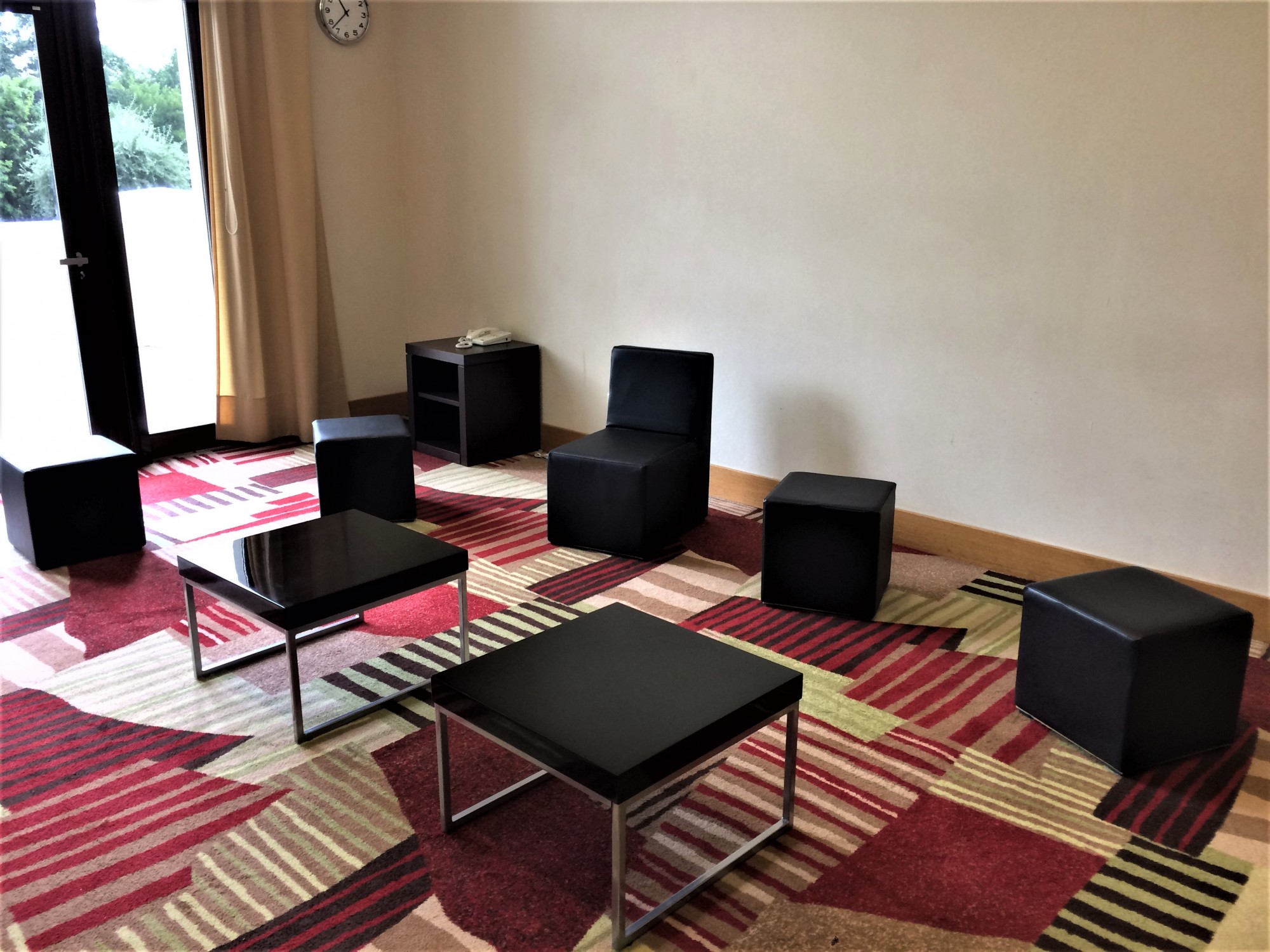 Table basse moderne à la location en île de France