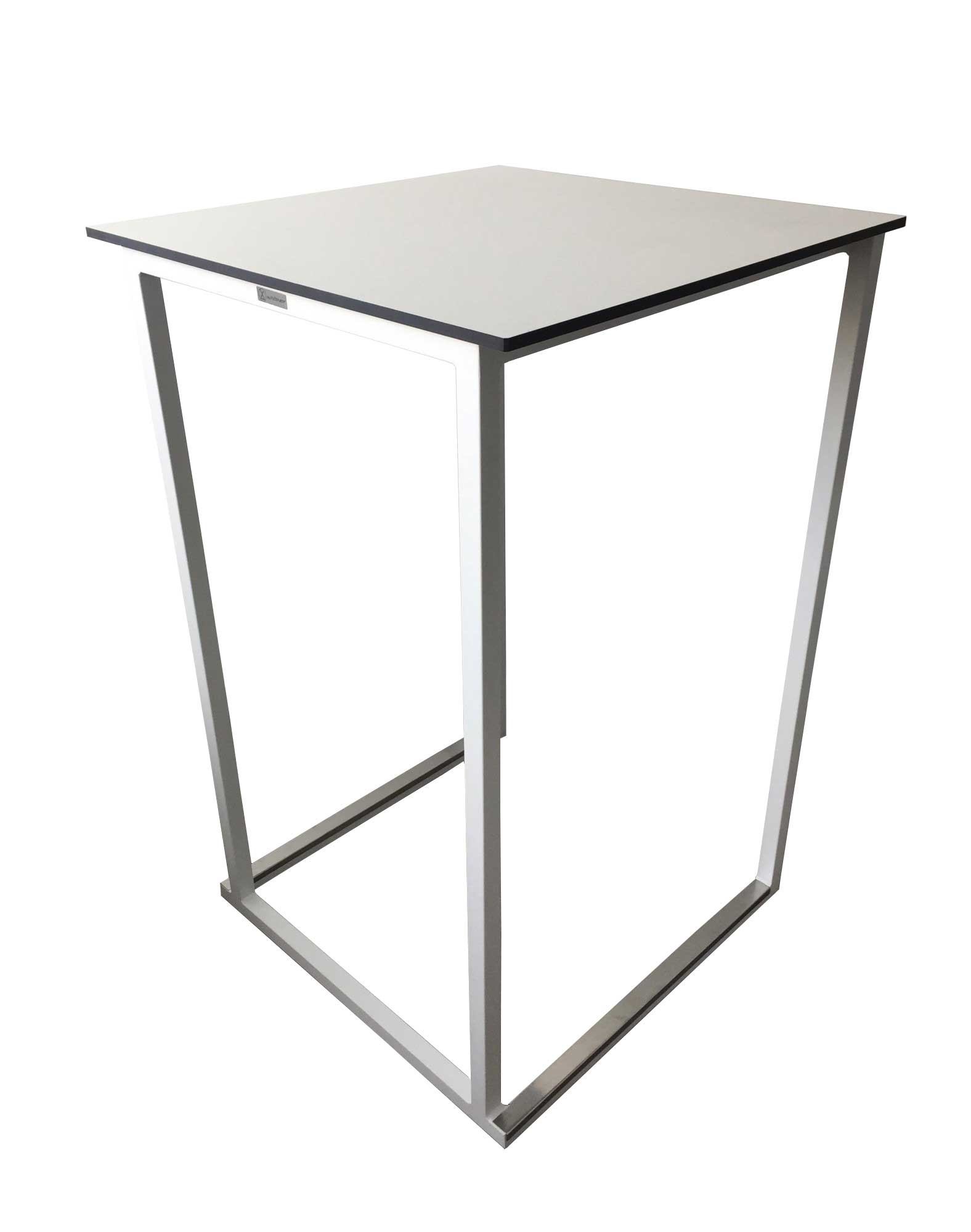 Location de table haute blanche dans le 75