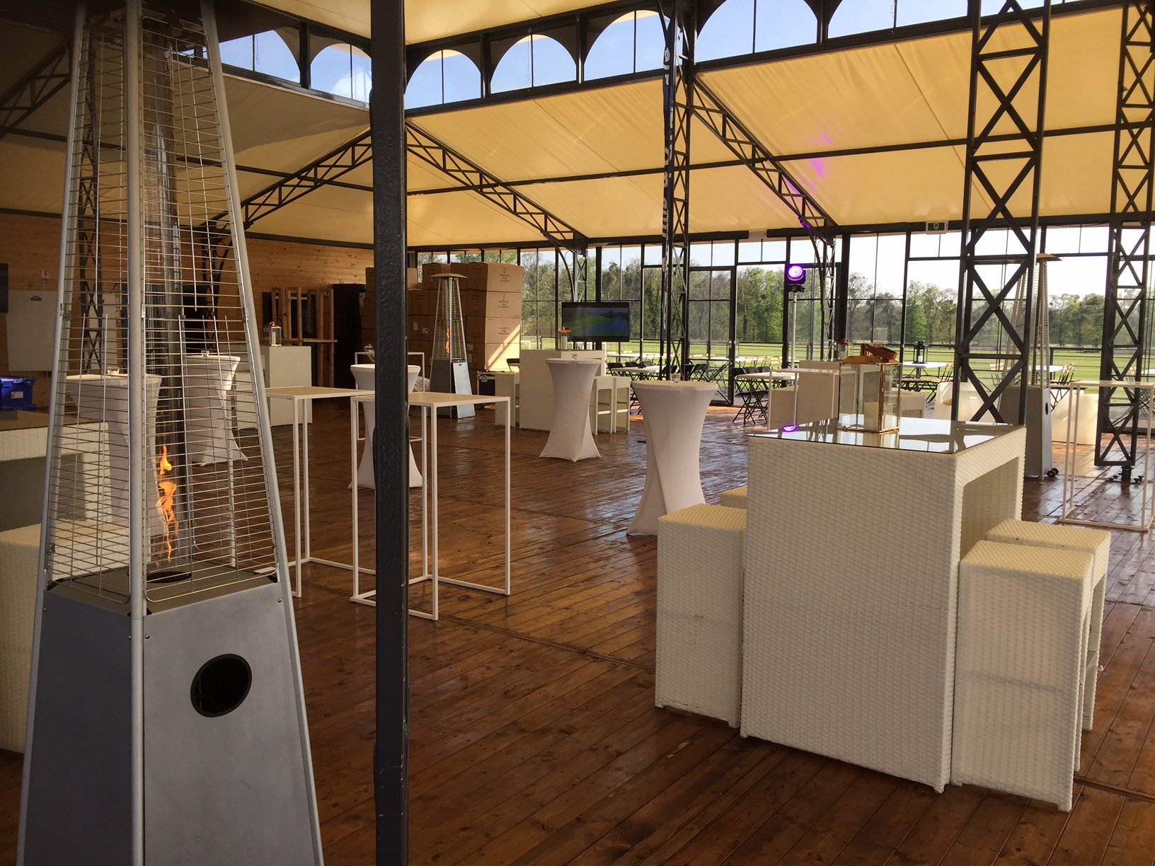 Location de mange debout New York en Ile de France