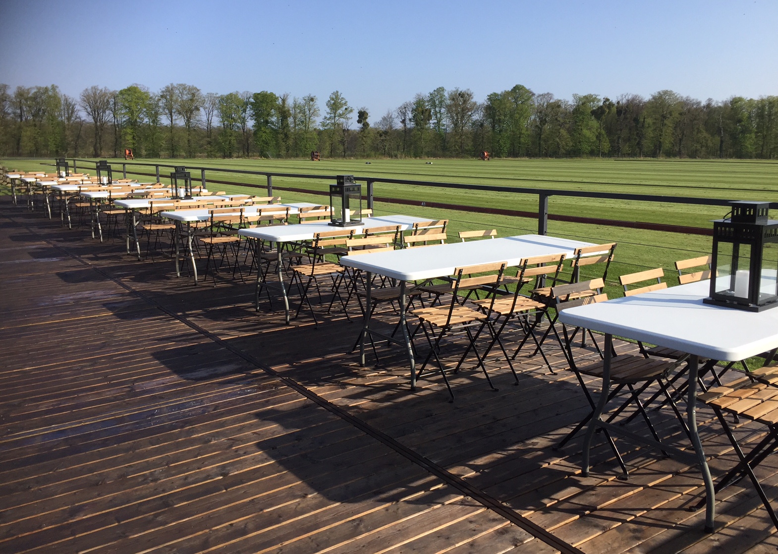 Location de chaise pliante Bois Sherwood en Ile de France