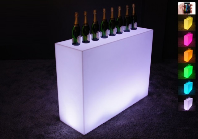 location de comptoir d'acceuil lumineux en ile de france