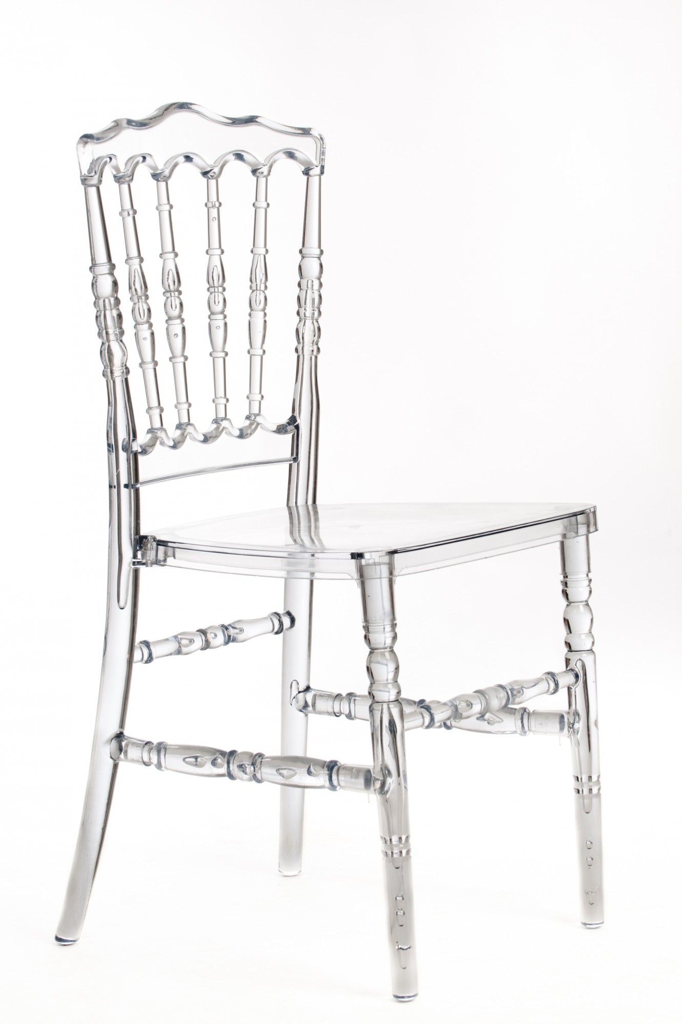 Où Louer des chaises napoléon cristal pour mariage dans le département du Val-de-Marne