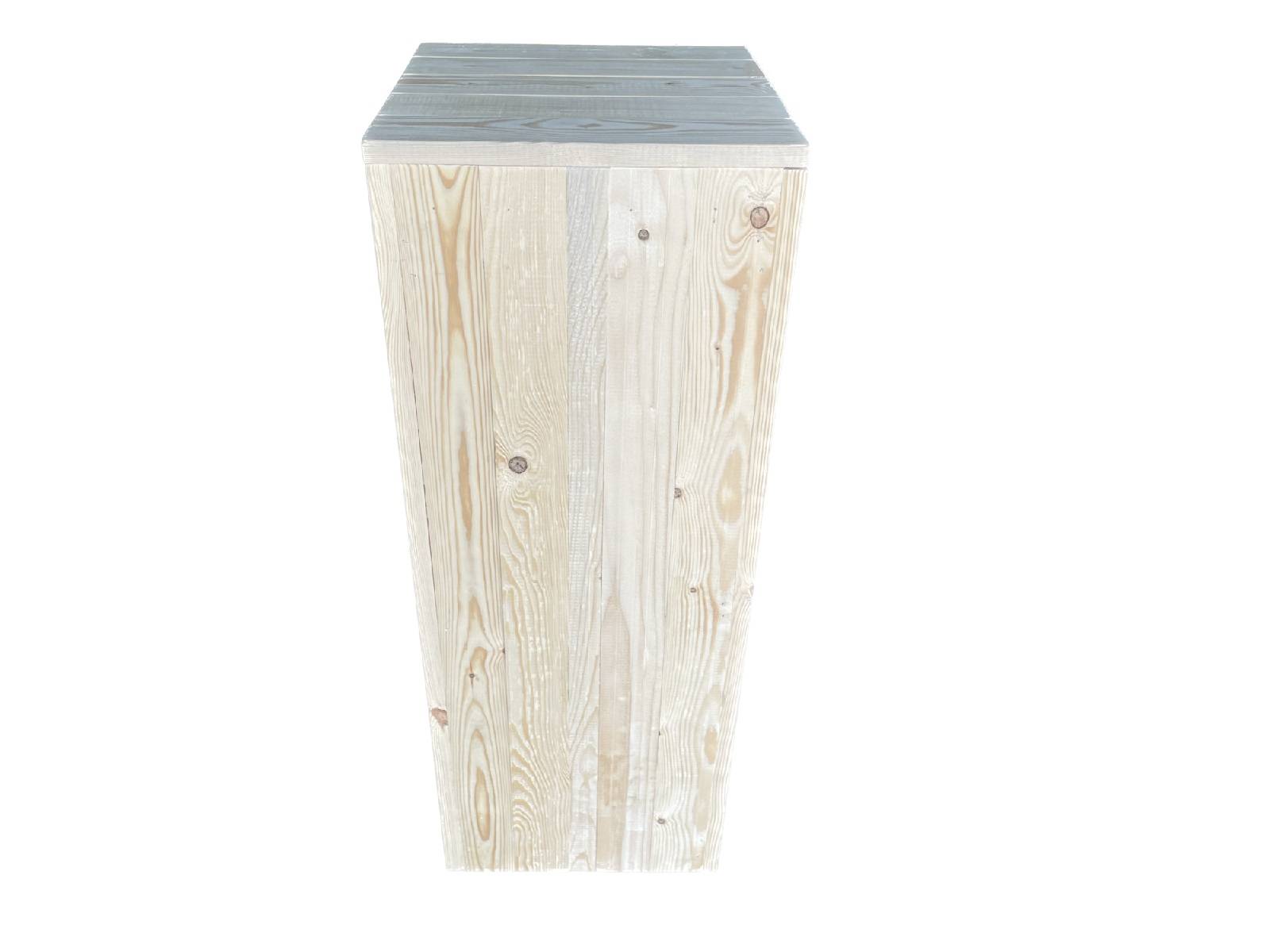 Location de stèle en bois éco-responsable à Paris