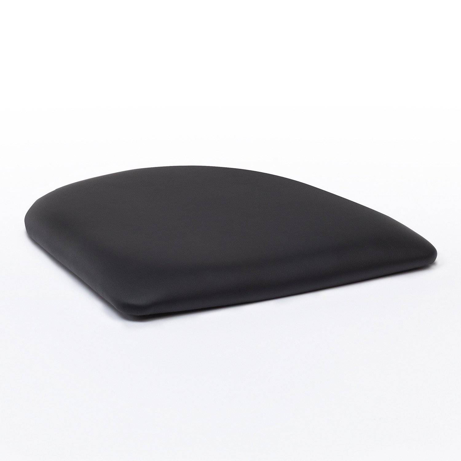 Louer des coussins noirs pour chaise Tolix à Paris