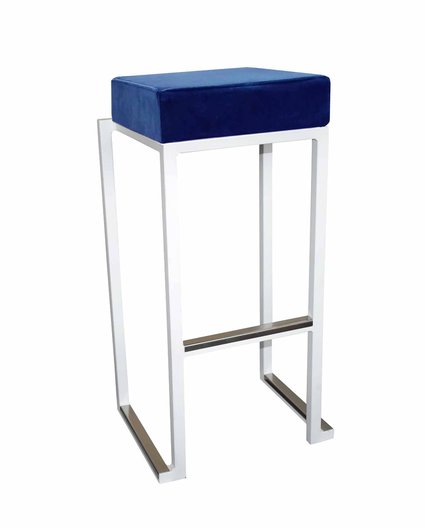 Louer des tabourets hauts Kubo blancs avec assise bleue dans le 75