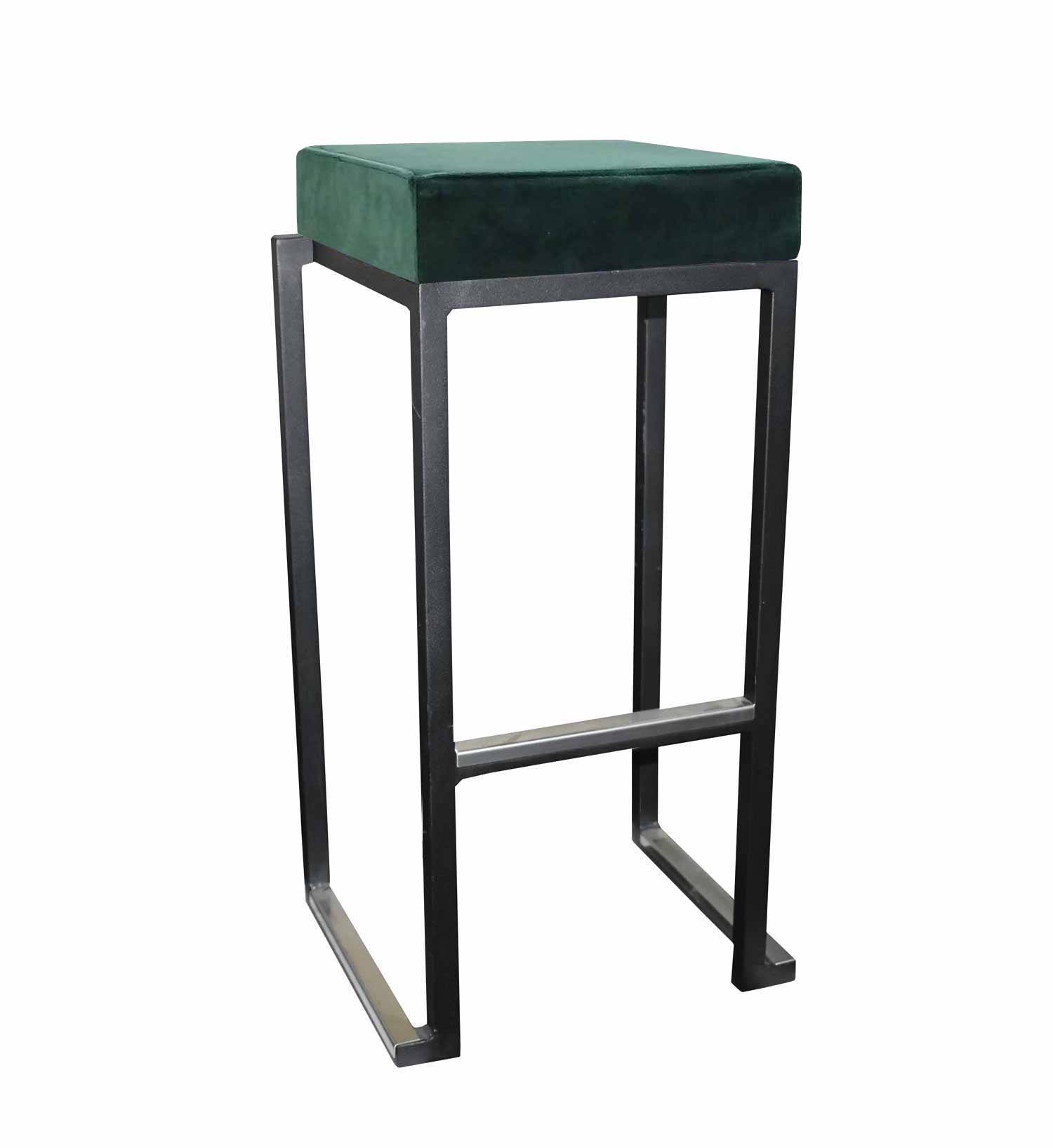 Louer des tabourets hauts en velours pour événement professionnel dans le 75