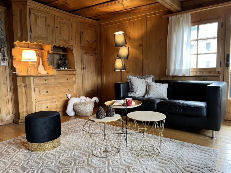 Location de Pouf LOUXOR velours Noir pour évènement professionnel à Paris