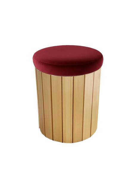 Louer des poufs ronds en bois éco-responsable avec assise velours rouge pour soirée dans les Yvelines