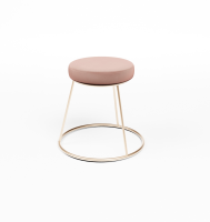 Louer du mobilier raffiné pour évènement professionnel: le pouf ruby en velours rose dans l'Essonne