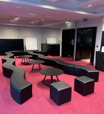 Location de meubles en cuir pour soirée privée en région parisienne