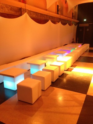 Pouf à louer pour soirée en région parisienne