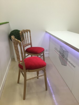 Location de chaise napoléon dorée en Picardie