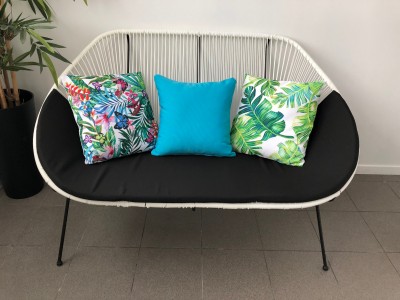 Location de Coussin Motif feuilles 45x45cm