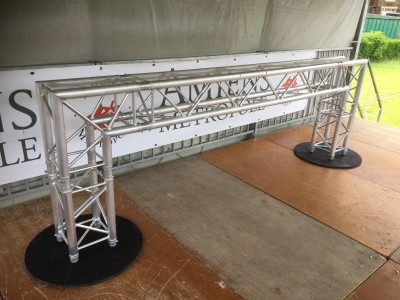 Location de Bar structure alu en Ile de France