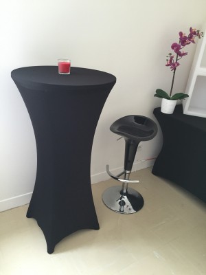 Location de table haute lycra noir en région parisienne