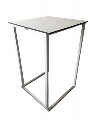 Location de table haute blanche dans le 75