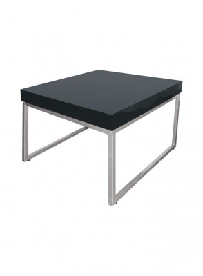 Location de table basse lounge design noire à Paris