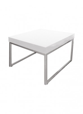 Location de table basse laquée blanche en Ile de France