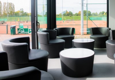 Table ronde Conic-O lounge à la location en Ile de France