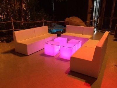 Location de canapé et chauffeuse à Paris