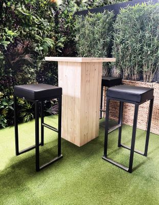 Location de Tabouret Noir avec assise noire pour conférence professionnelle à Paris 75
